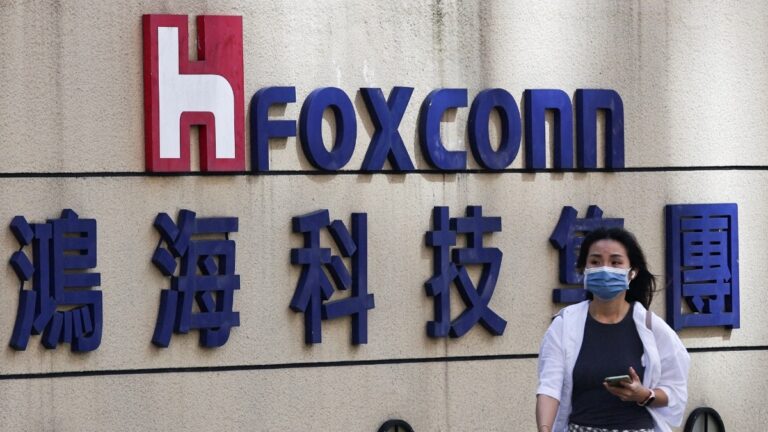 foxconn_reuters_2_1690971464212.jpg