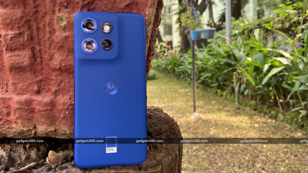 motorola_edge_50_neo_review_main_1731598271241.jpg