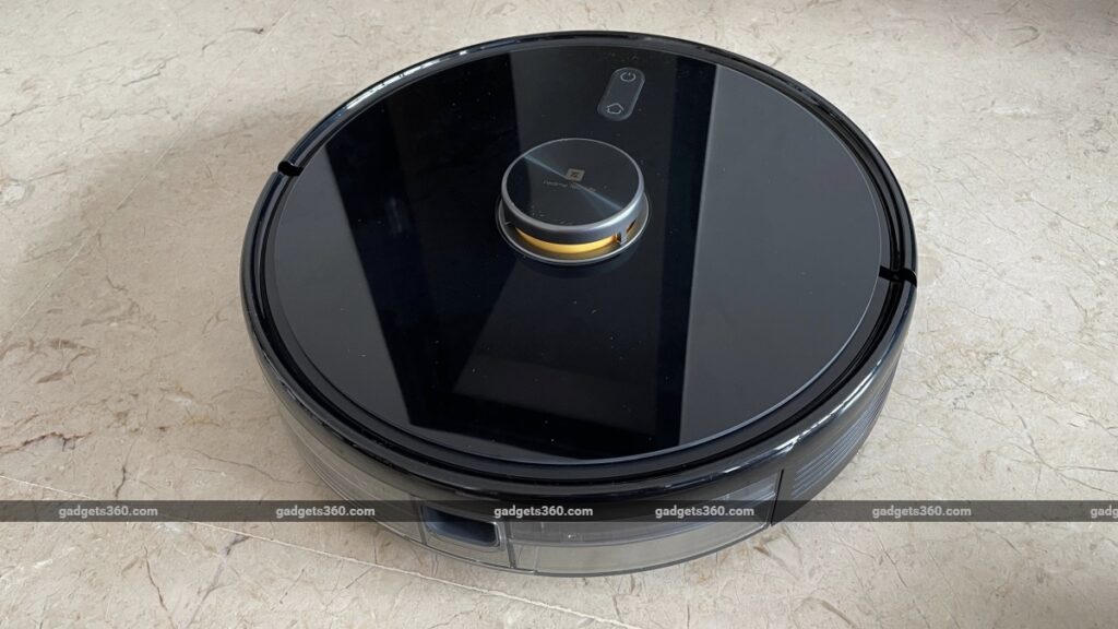 realme_robot_vacuum_cleaner_main_2_1638362925726.jpg