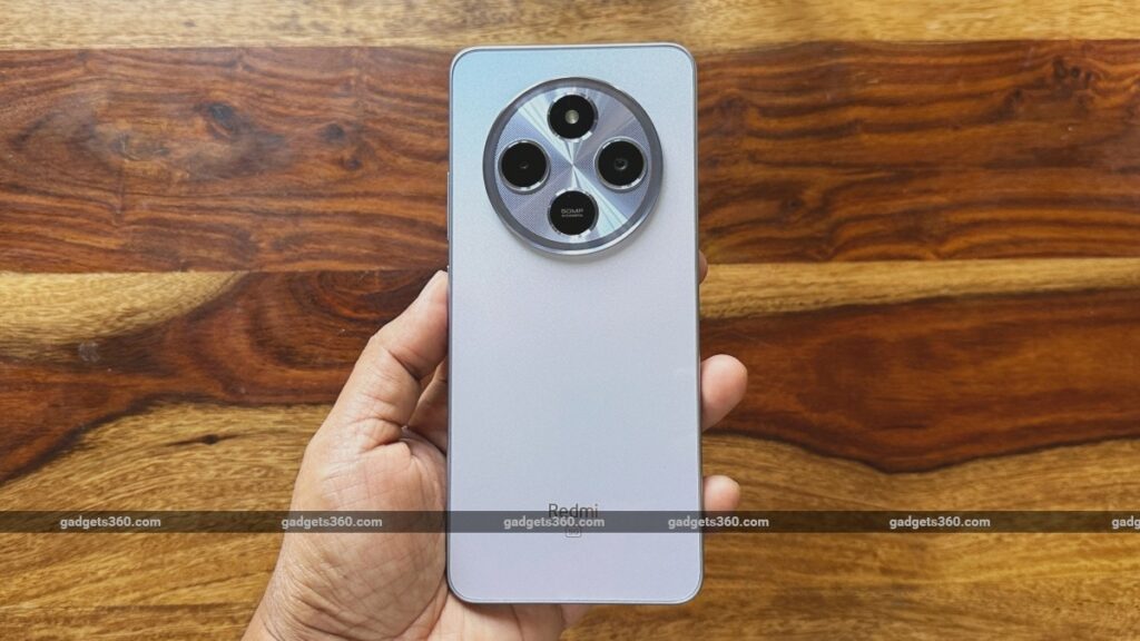 redmi_a4_5g_first_impressions_main_big_gadgets_360_1732536975049.jpg