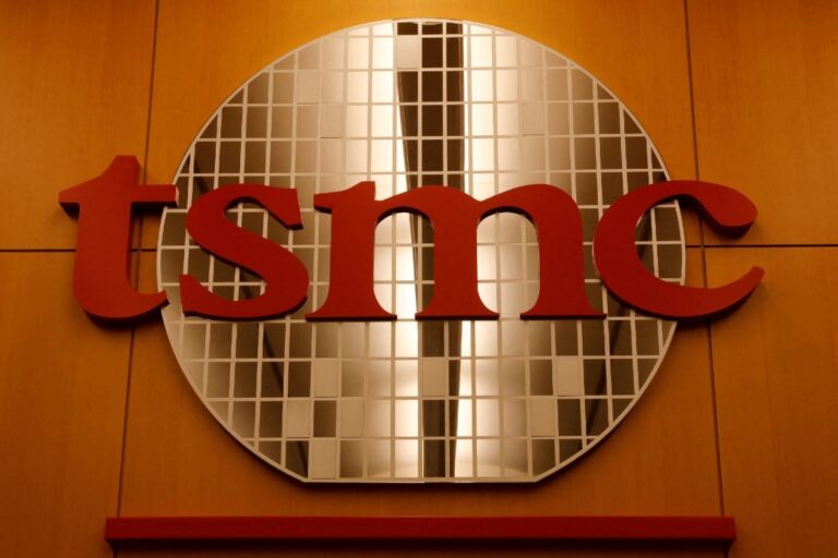 tsmc_chips_china_reuters_1666593828806.jpg