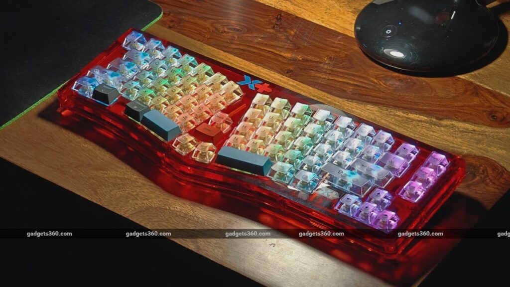 XPlus_Vickyboard_Ergo_Split_V_main_big_ndtv_1710317360722.jpg