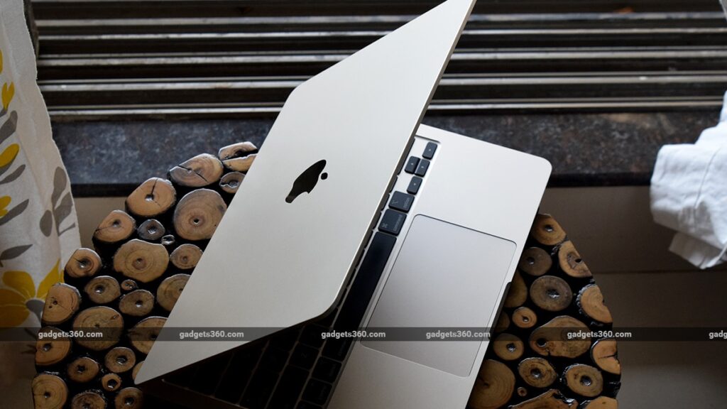 apple_macbook_air_m2_review_COVER_gadgets360_1661340473532.jpg
