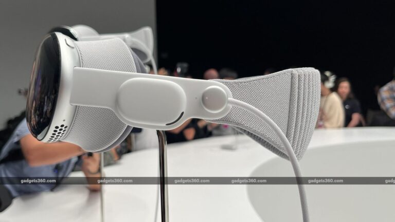 apple_vision_pro_ndtv_1685996849367.jpg