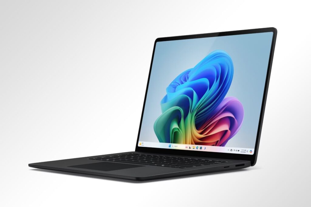 surface_laptop_7_microsoft_1716472319949.jpg