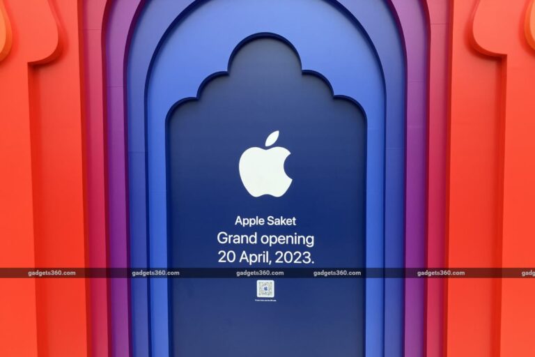 apple_saket_store_delhi_1681908689330.jpg