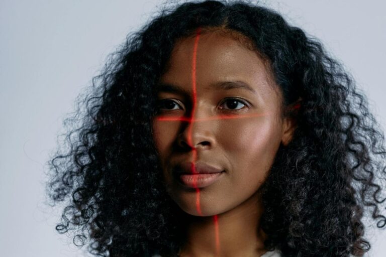 face_scanning_pexels__1733146614894.jpg