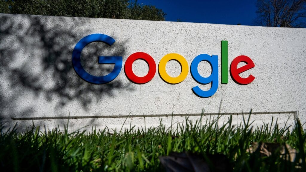 google_bloomberg_1692943455694.jpg