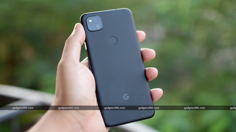 pixel_4a_review_back_1603461077858.jpg