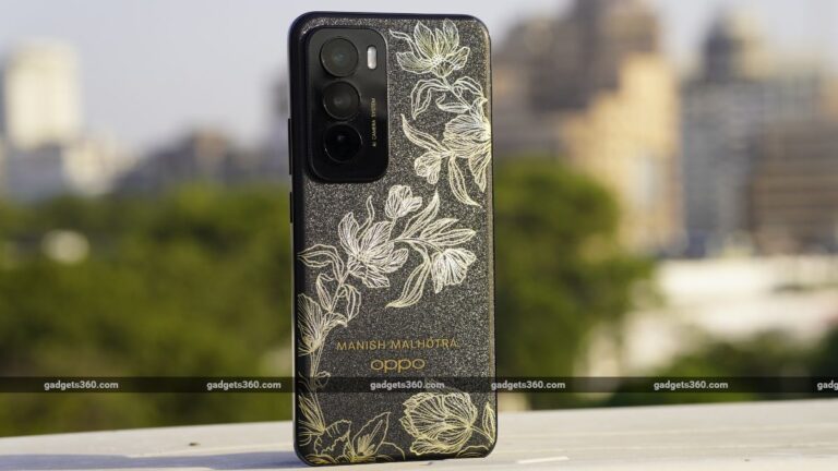 reno_12_pro_manish_malhotra_edition_3_1728378050788.jpg