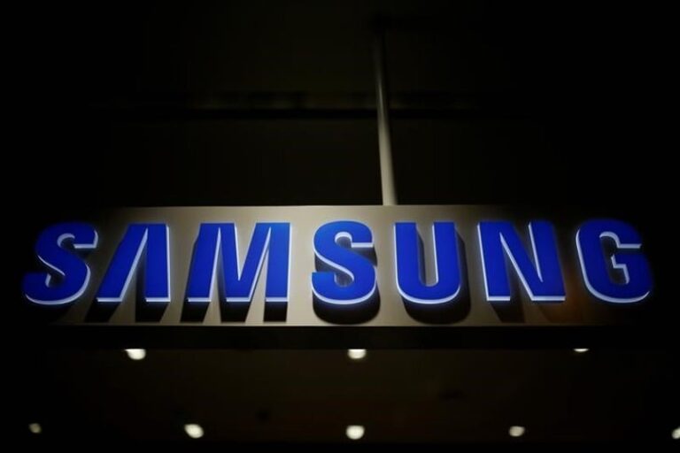 samsung_blue_logo_reuters_1531226047000.jpg
