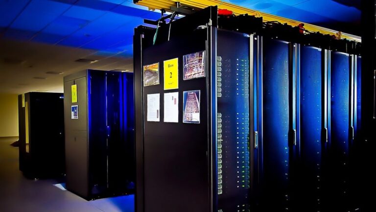 us_china_supercomputer_ban_main_1561181680883.jpg