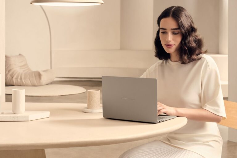 zenbook_a14_asus_1736331426250.jpg