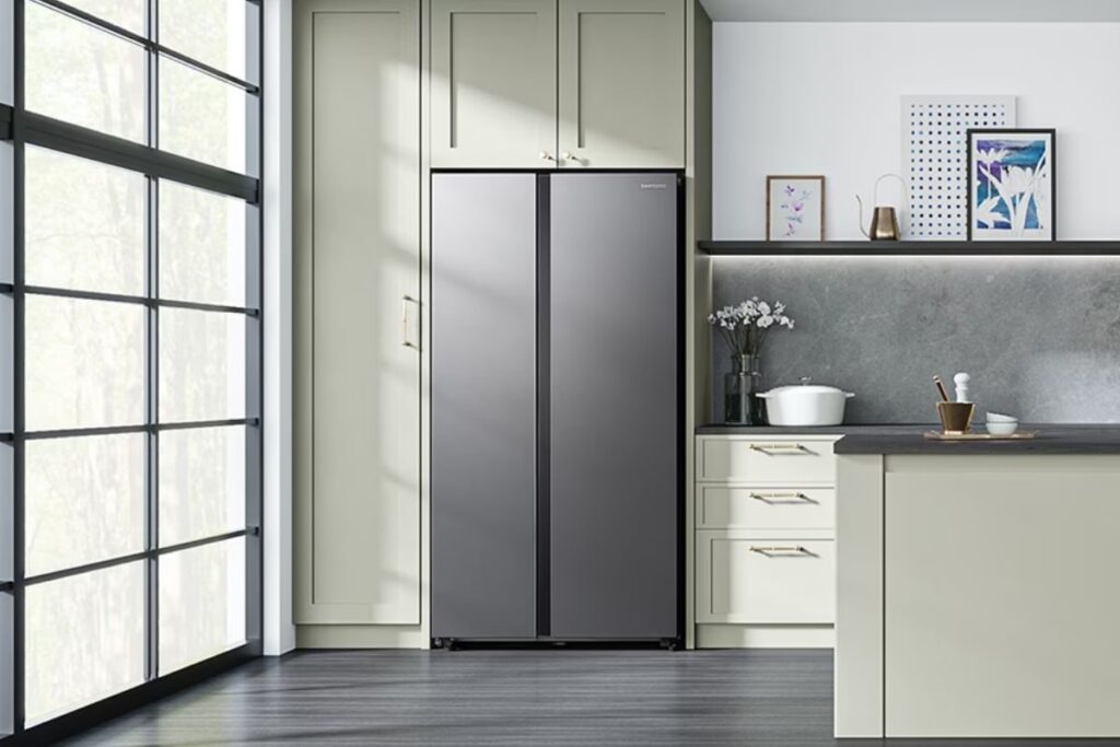 samsung_653_l_refrigerator_1722933055321.jpg