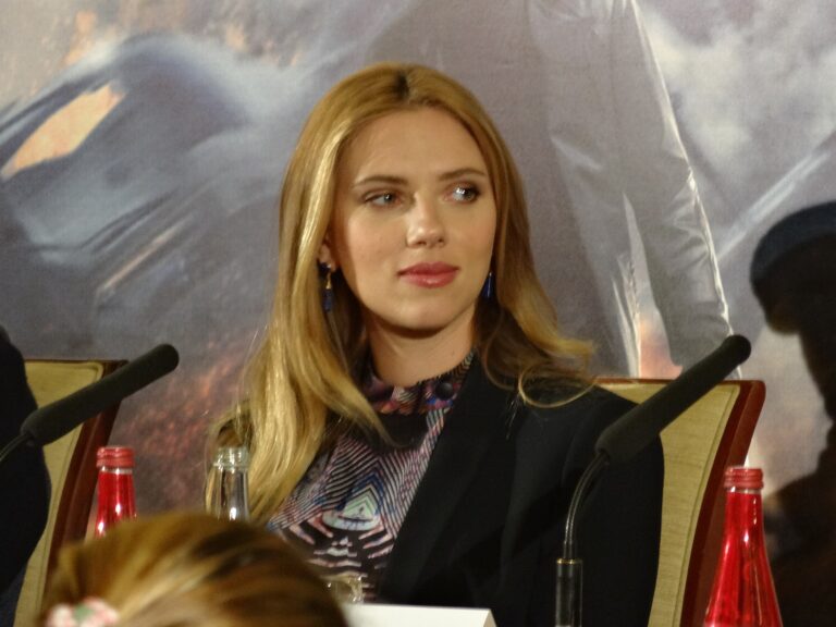scarlett-johansson.jpg