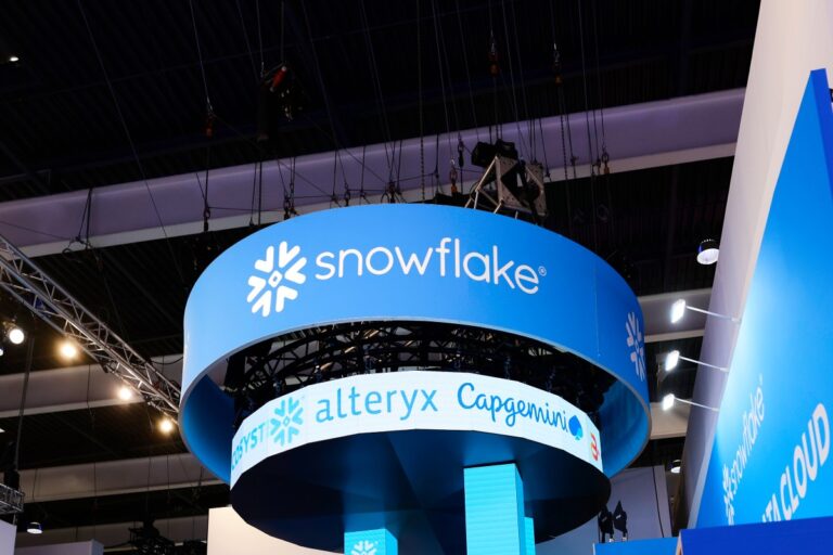 snowflake-data-breaches.jpg