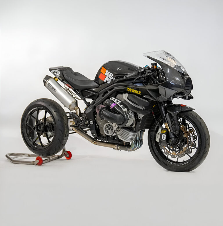 03-RR-Bottom-image-1.jpg