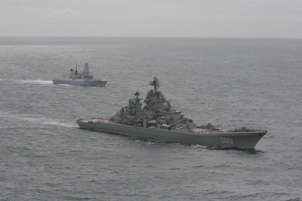 1280px-HMS_Dragon_with_Kirov_Class_Pyotr_Velikiy_MOD_45157551.jpg