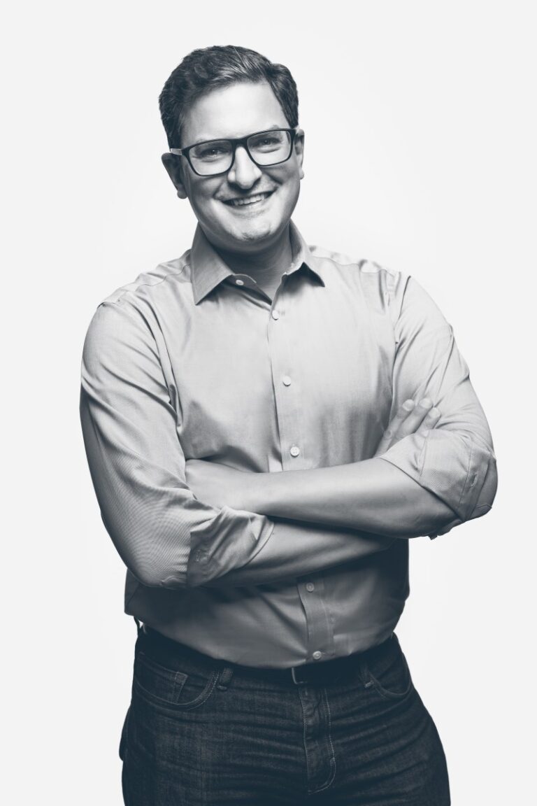 Ryan-Hinklec_0633-Edit-Edit-4.jpg