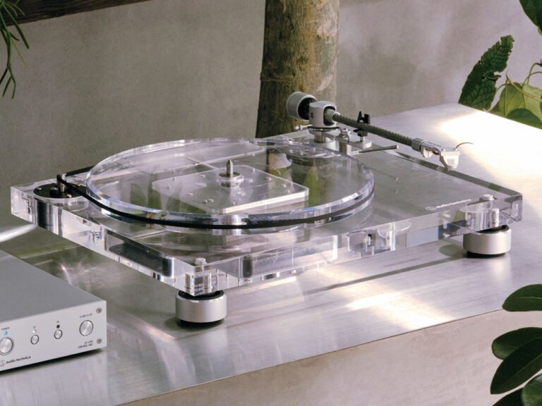 Audio-Technica-AT-LPA2-Turntable.jpg