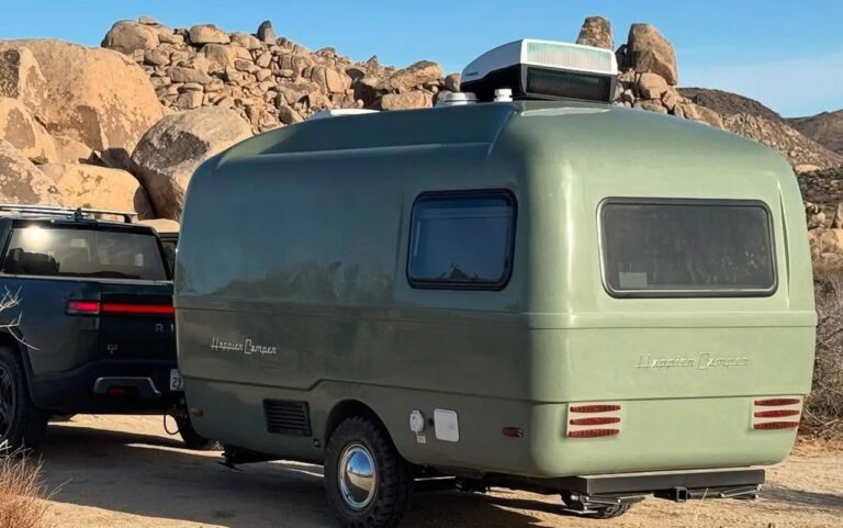 Happier-Camper-Traveler-Summit-1-2-1.jpg