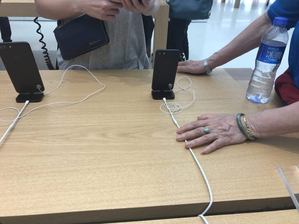 MC_Macau_Apple_Store_Galaxy_mall_Nov_2016-scaled.jpg